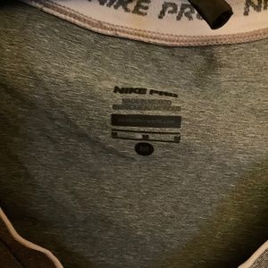 Nike Pro Women’s Short Sleeve Workout T-shirt Size Medium